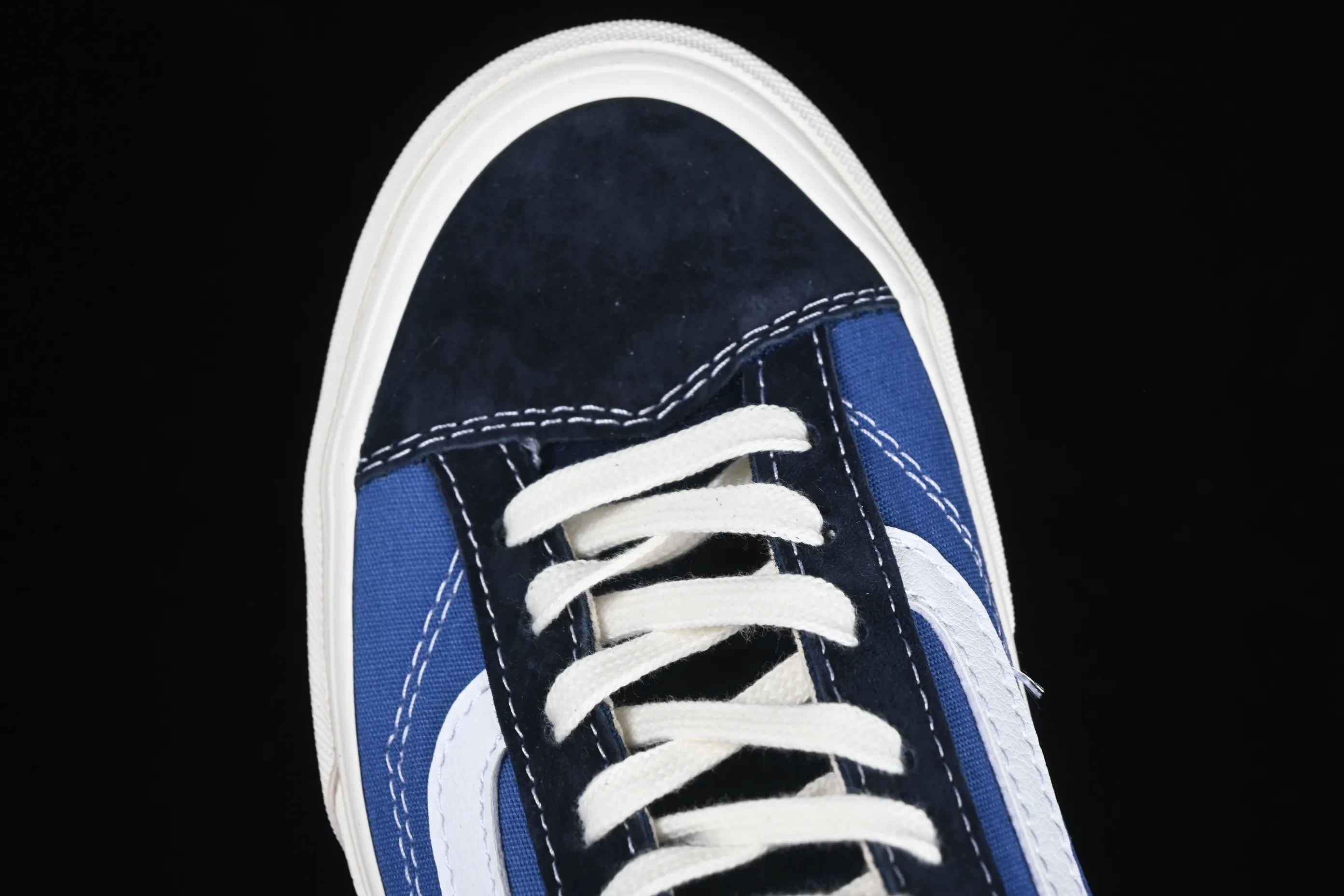 All categories Vans Vans series Vans Hi Vans high-top Vans Clash The Wall Vans fashion high-top casual sneakers VN000CNSN01